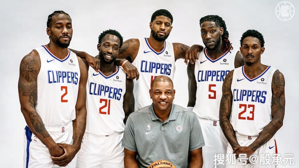  快船乔治复出首战砍下28+8+6  