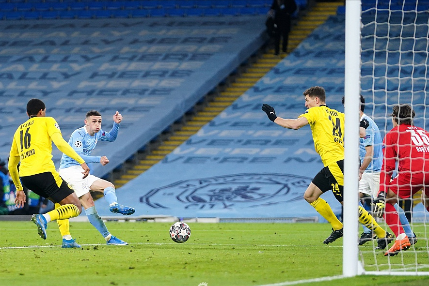  曼城B席完美策动进攻，西班牙大脑掌控节奏  