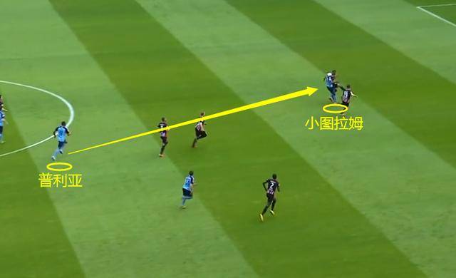  博洛尼亚定位球战术制胜拿下关键战  