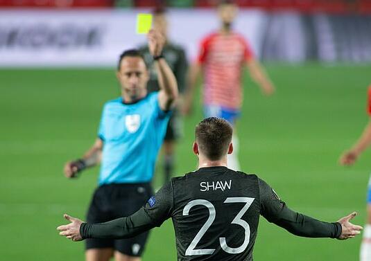  沙尔克04换帅如换刀首战告捷重燃希望